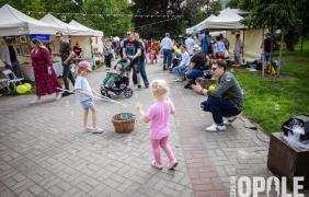 Galeria zawiera czternaście zdjęć z wydarzenia pn. 3 Strassenfest w Opolu