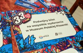 voucher przekazany na licytację WOŚP fot. Witold Chojnacki
