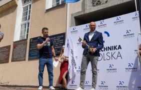 Prezydent Łukasz Sowada z kluczem do miasta