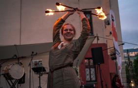 spektakl podczas świeta wojciechowego