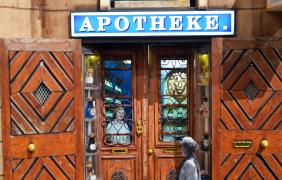 apteka pod lwem makieta