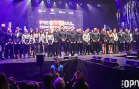 laureaci sportowego opola, na scenie kilkanaście osób