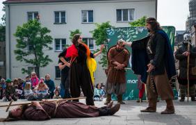 przedstawienie teatralne