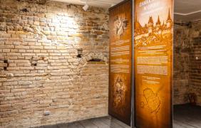 grafika z historią Zamku
